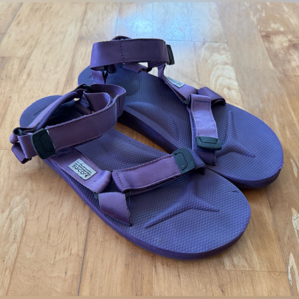 Suicoke purple sandals